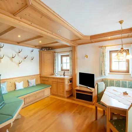 In By Piste, Cleaning Included Ferienhaus *