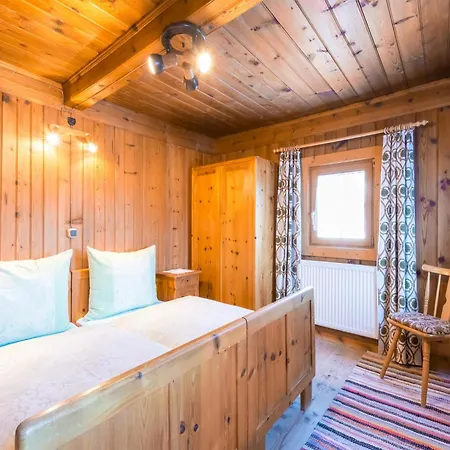 In By Piste, Cleaning Included Ferienhaus *