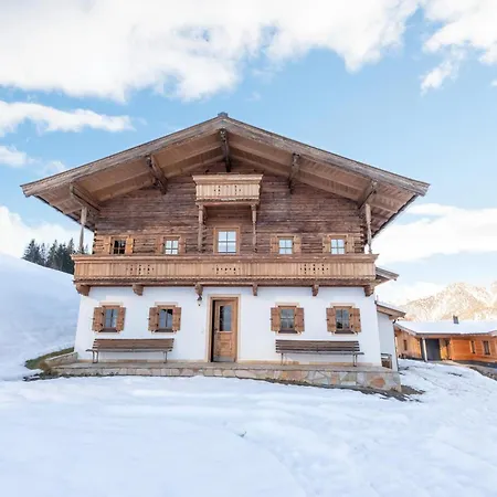 In By Piste, Cleaning Included Ferienhaus *