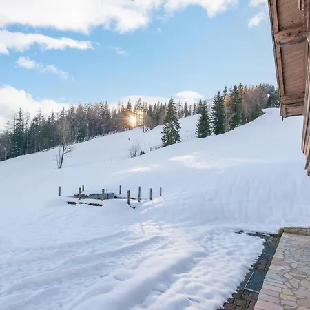 In By Piste, Cleaning Included Ferienhaus